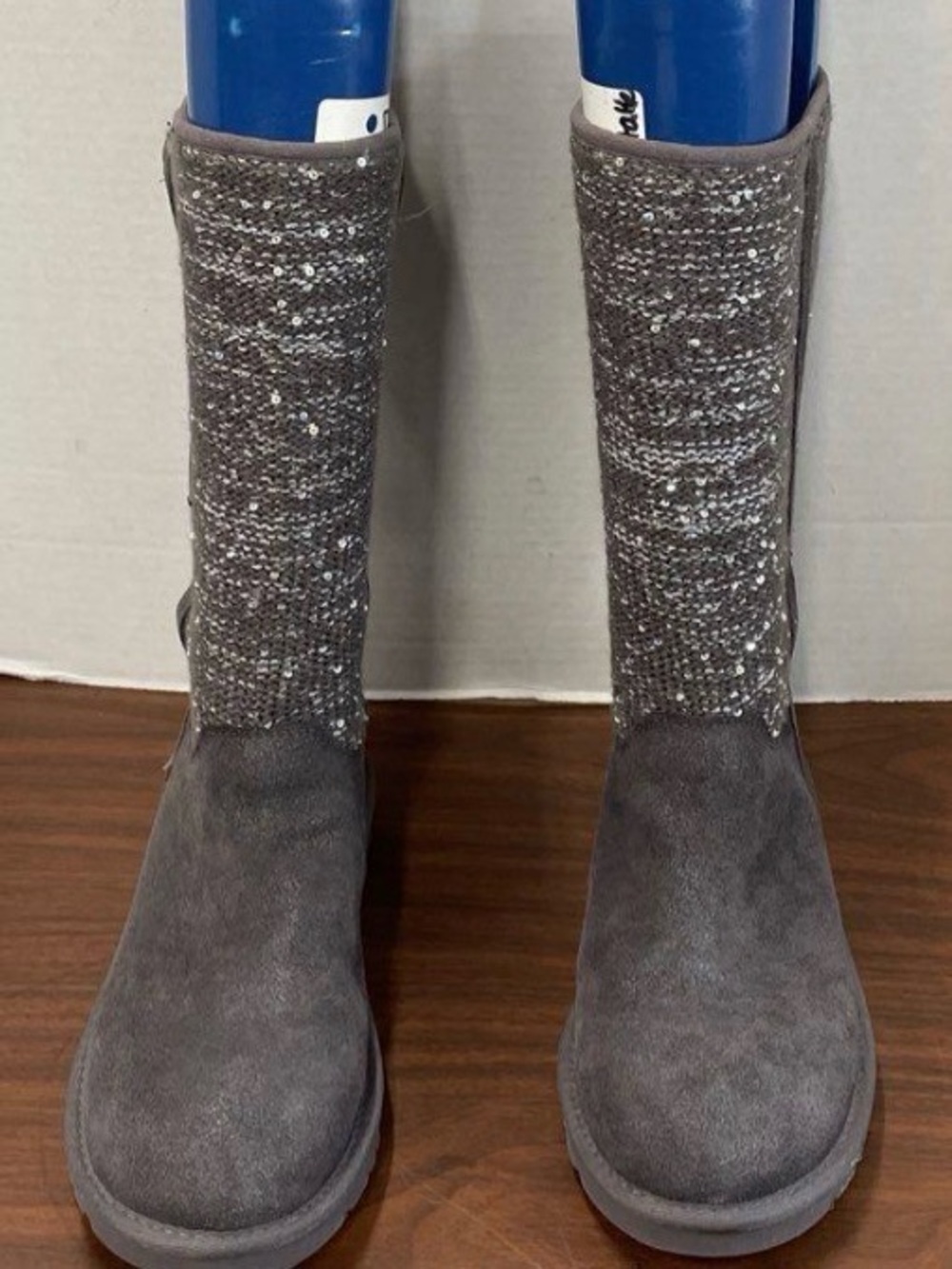 1 hour sale. NWOT. UGG, size 7, Gray Suede Camaya Boots w/ Sparkle, Knit Mid-Cal - Picture 2 of 9